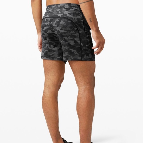 Pace Breaker Short 5” *Linerless, NWT - Picture 2 of 4